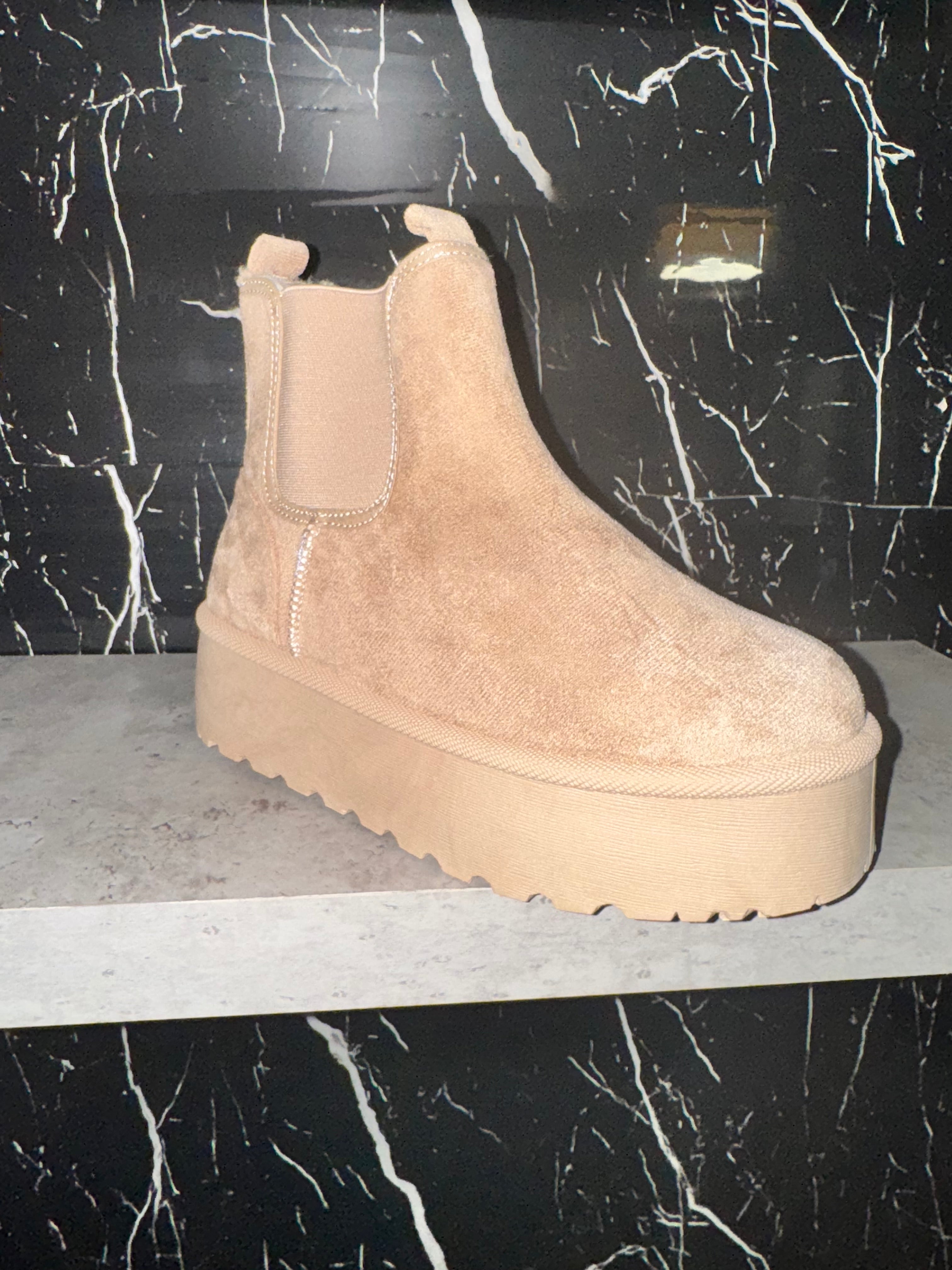 Ugg new dippers