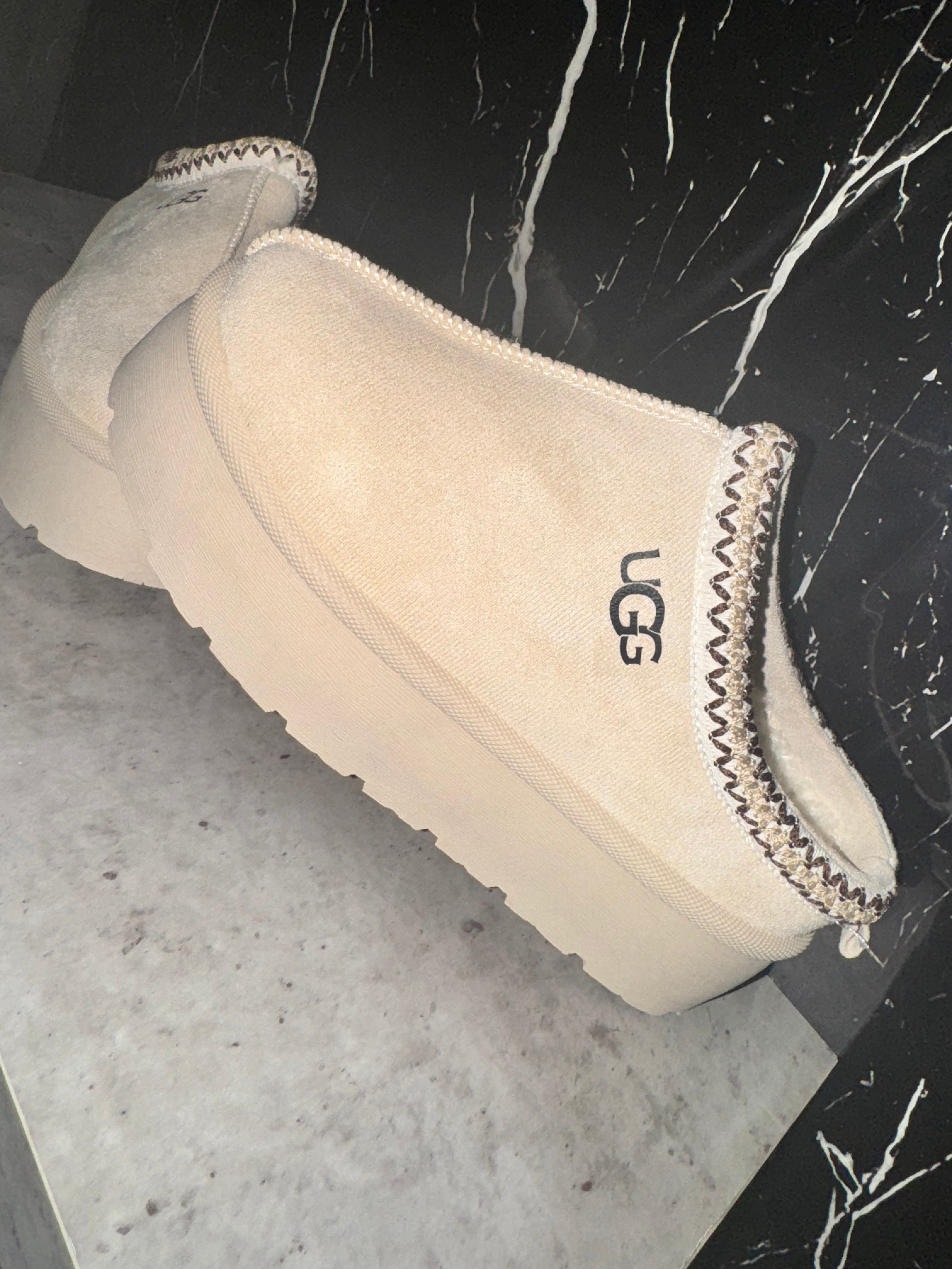 UGG slippers  cream
